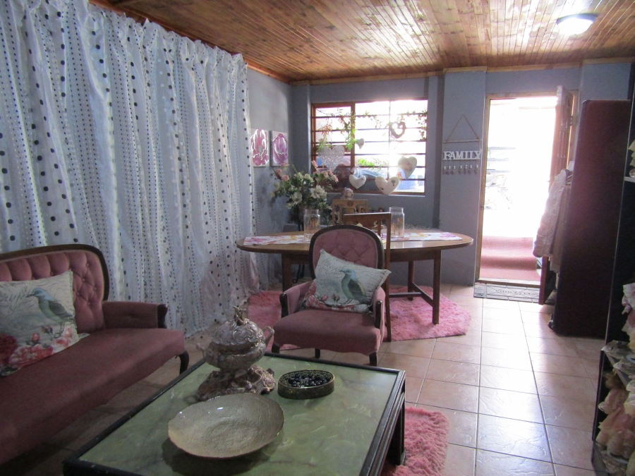 Commercial Property for Sale in Kareedouw Eastern Cape